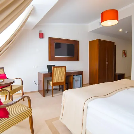 Concorde Old Ξενοδοχείο 4*
