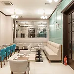 Concorde Old Hotel 4*