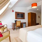 Concorde Old Hotel 4*