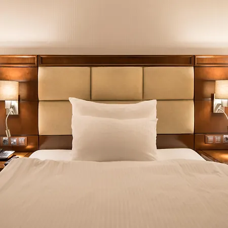 康恩得老布加勒斯特酒店 酒店 4*