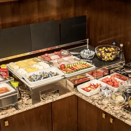 酒店 康恩得老布加勒斯特酒店 4*