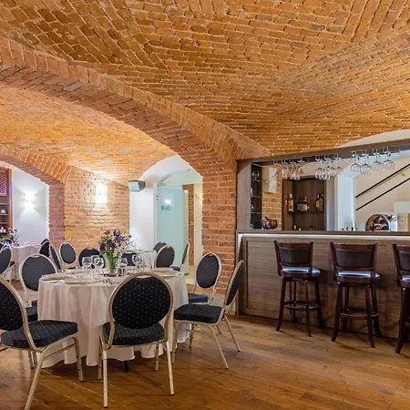 Hotel Concorde Old