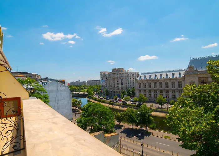 Concorde Old Бухарест