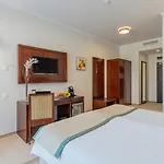 מלון Concorde Old