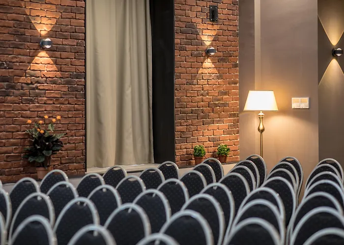 Concorde Old Hotel 4*